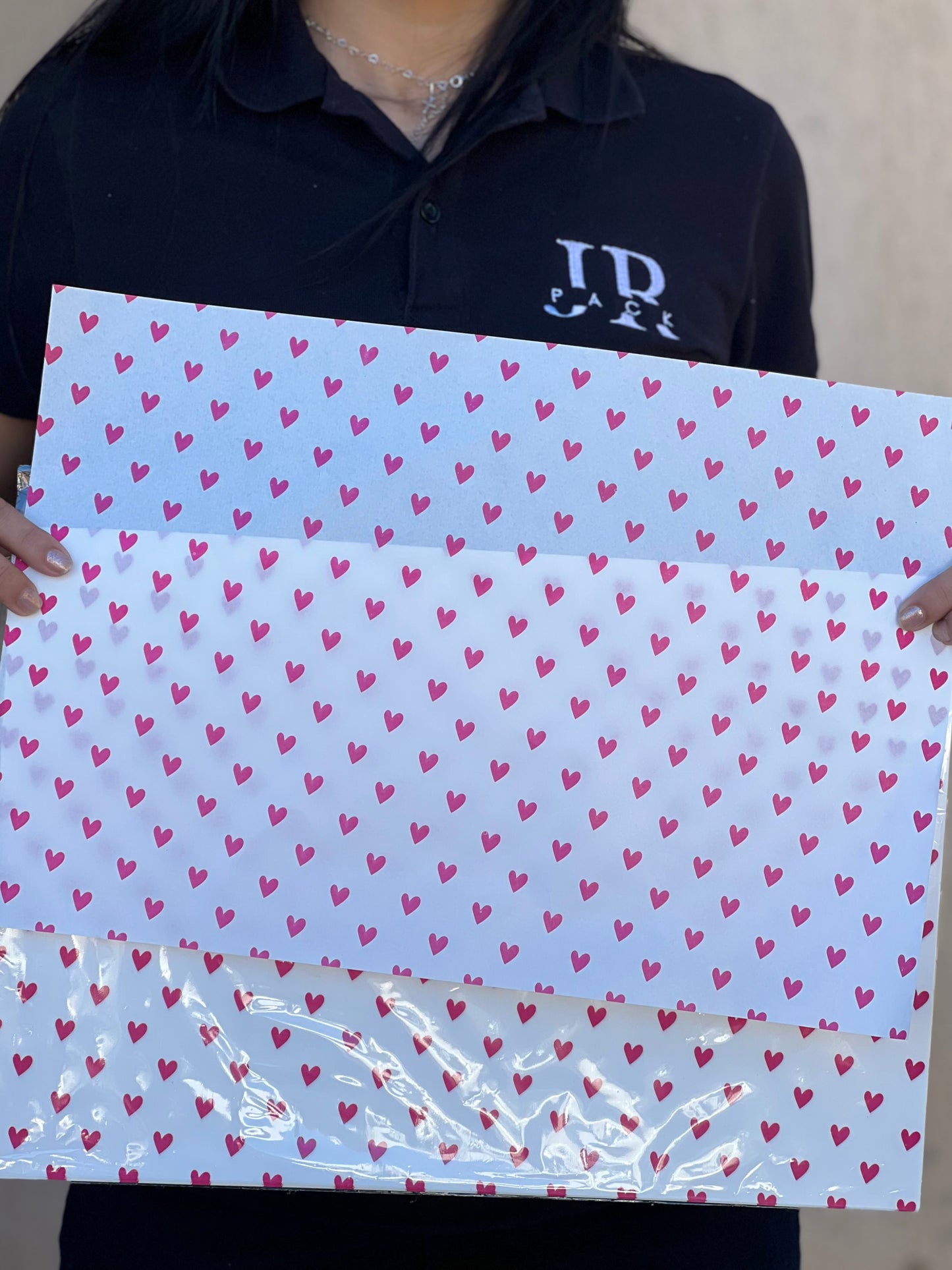 Papel Manteca Mini corazón Fucsia 27x40cm (contiene 25 hojas) - COD 641410