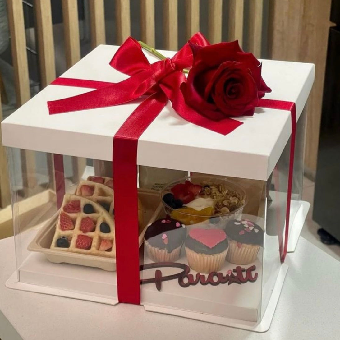 Caja transparente 26x26x18cm - Ideal Madres - COD 640767