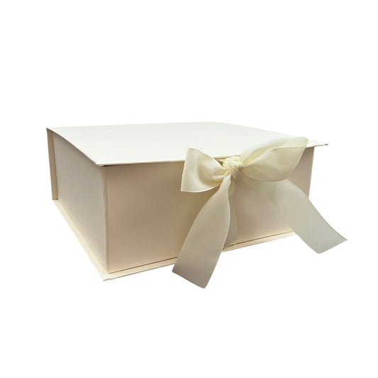 Caja Premium 25x25x10cm Tipo Libro Beige