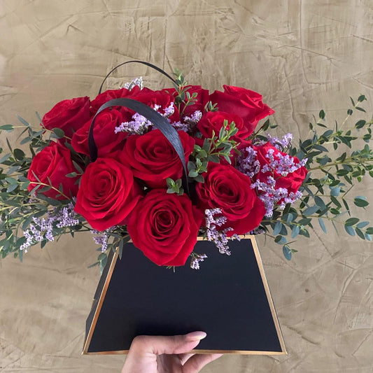 BOLSA COREANA NEGRO CON DORADO 21x10x29cm - CNBAG2.5