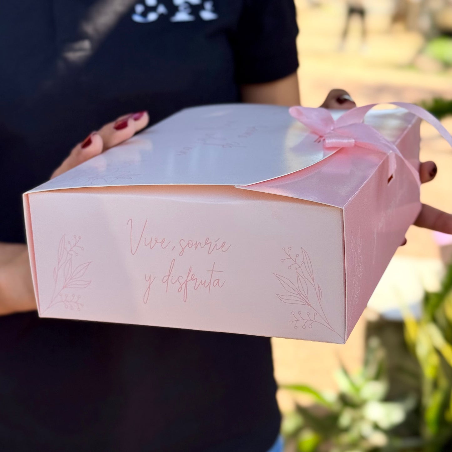Caja Lazo Rosa - 23x17x7cm