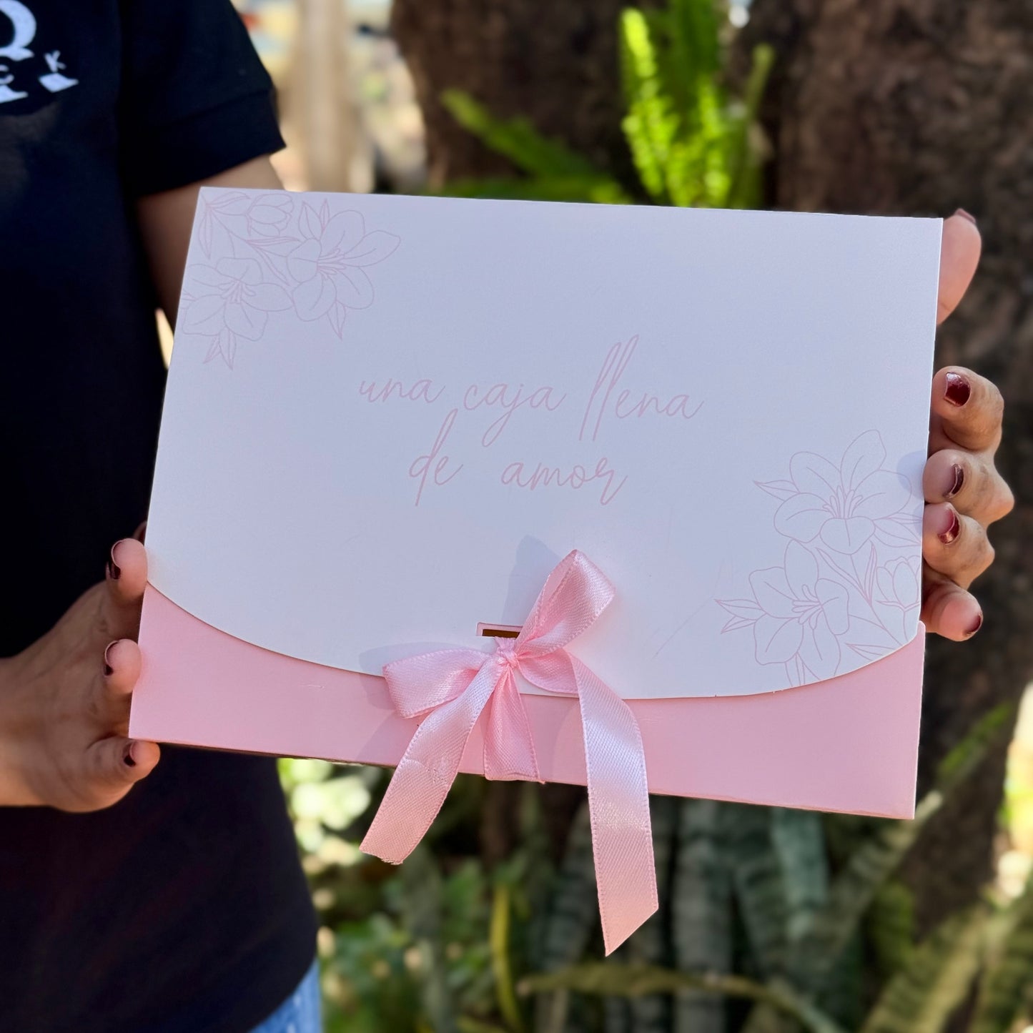 Caja Lazo Rosa - 23x17x7cm