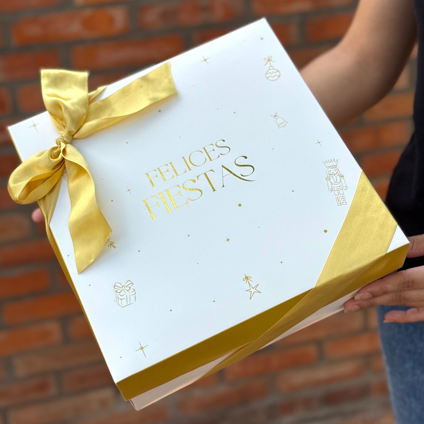 Caja 25x25x10cm Dorado - COD 642271