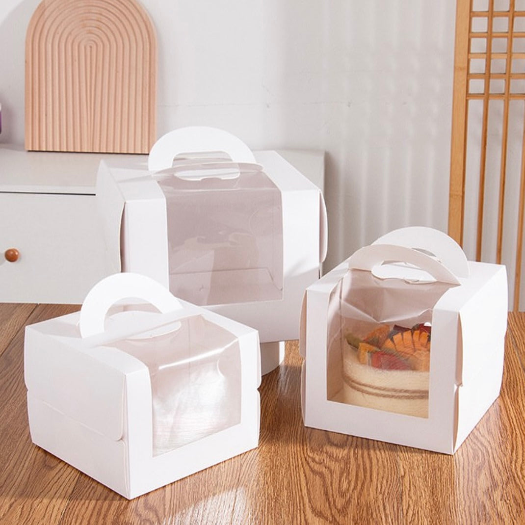 CAJA 26x26x17cm - INCLUYE BASE P/ TORTA