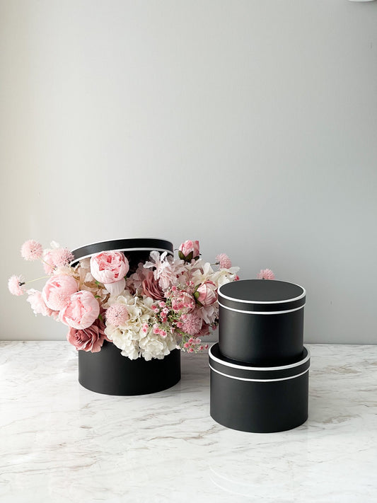 Caja Premium Redonda Negro con Borde Blanco