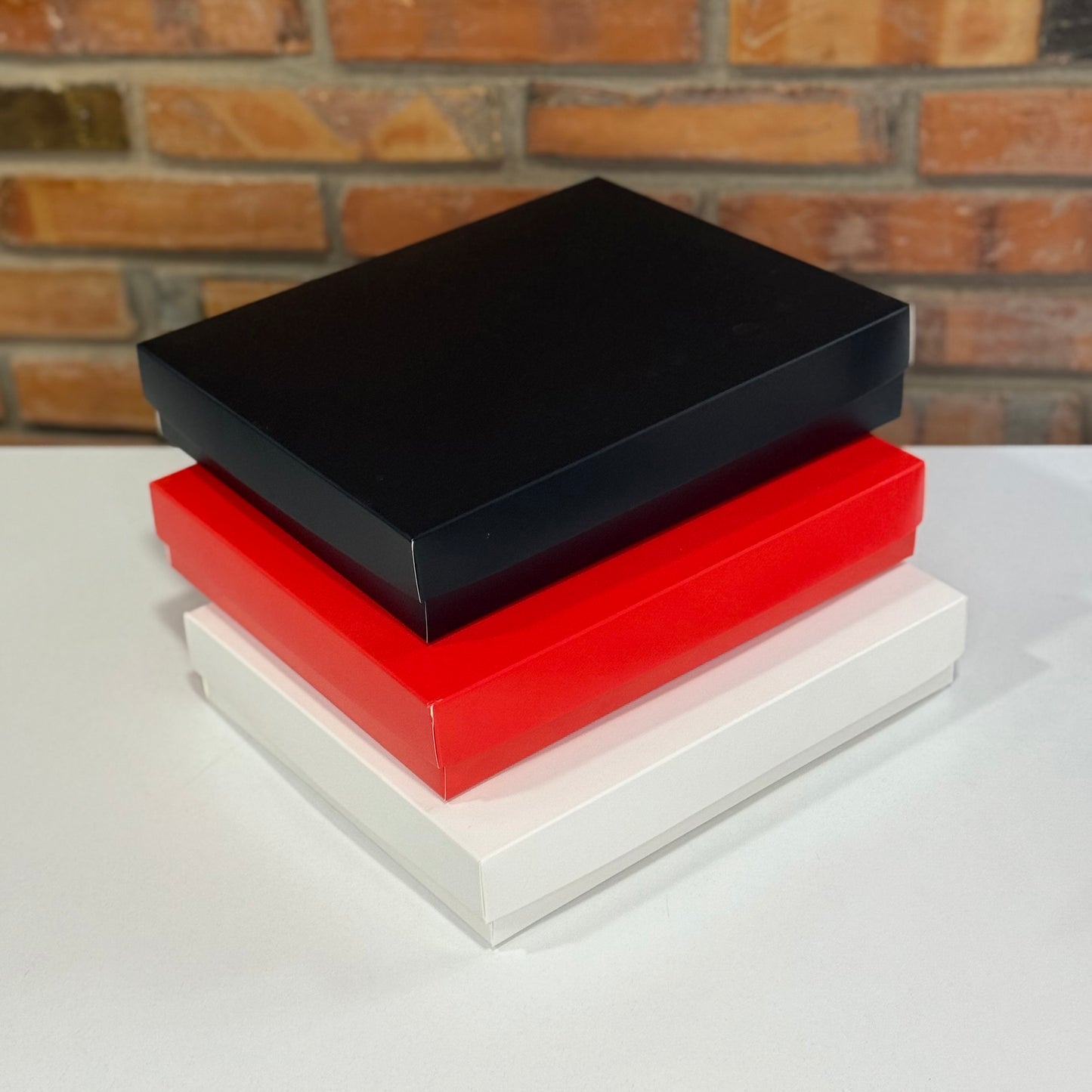 CAJA DOBLE PARED NEGRO MATE 26x22x4.5cm - COD 642393