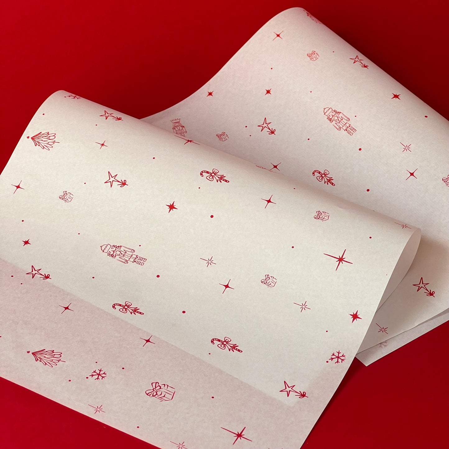 Papel Manteca Navidad Rojo - 28x40cm (contiene 25 unidades) - COD 642275