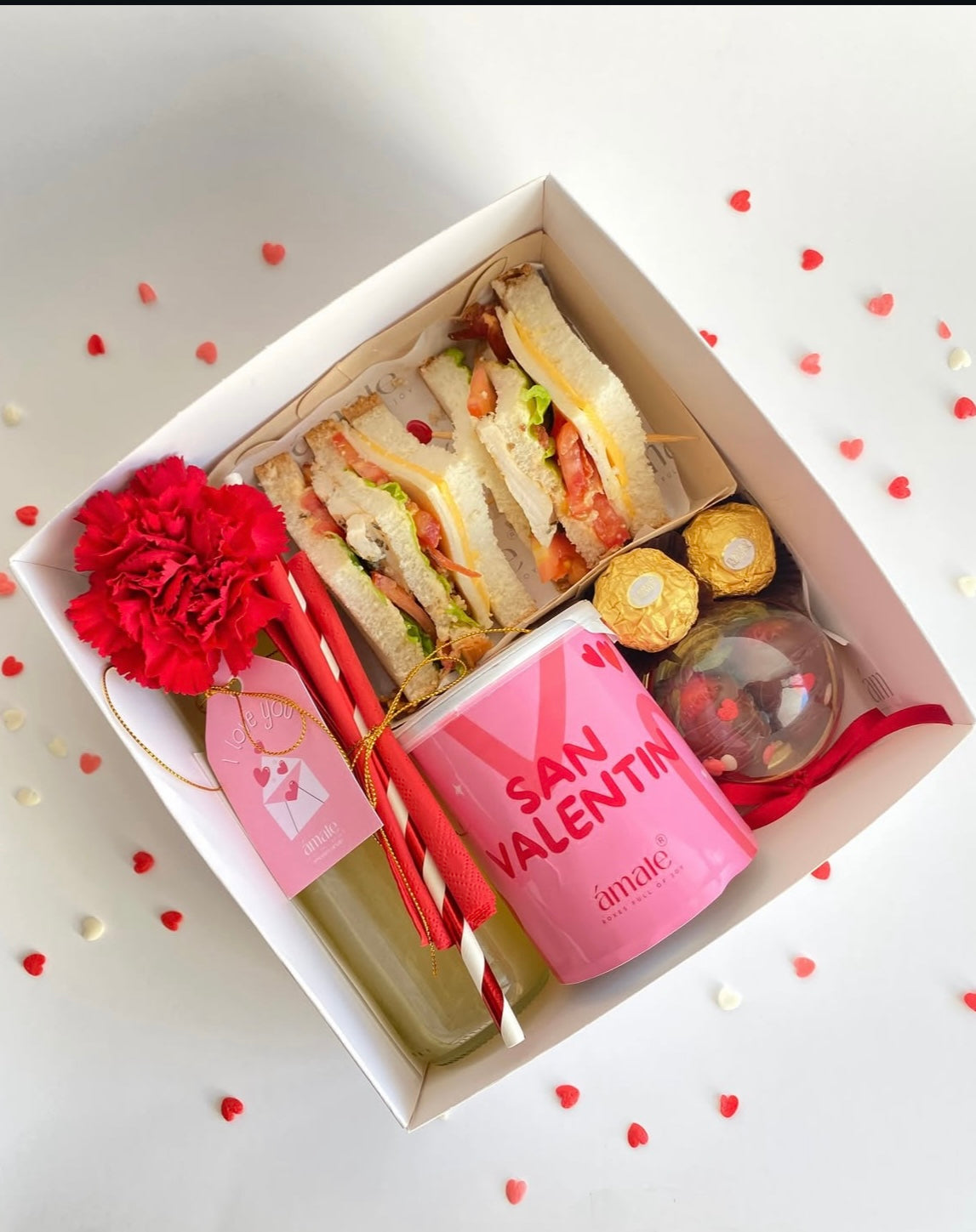 CAJA 20x20x8.5cm CON TAPA DE ACETATO - COD 640944