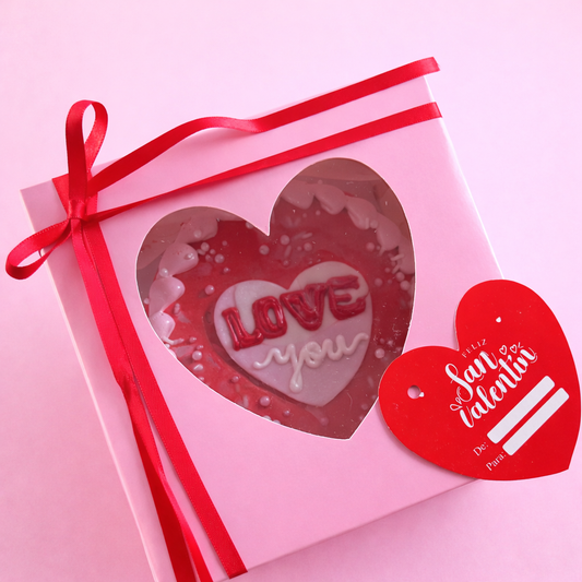 Caja 16x16x10cm c/ visor de corazón Rosa