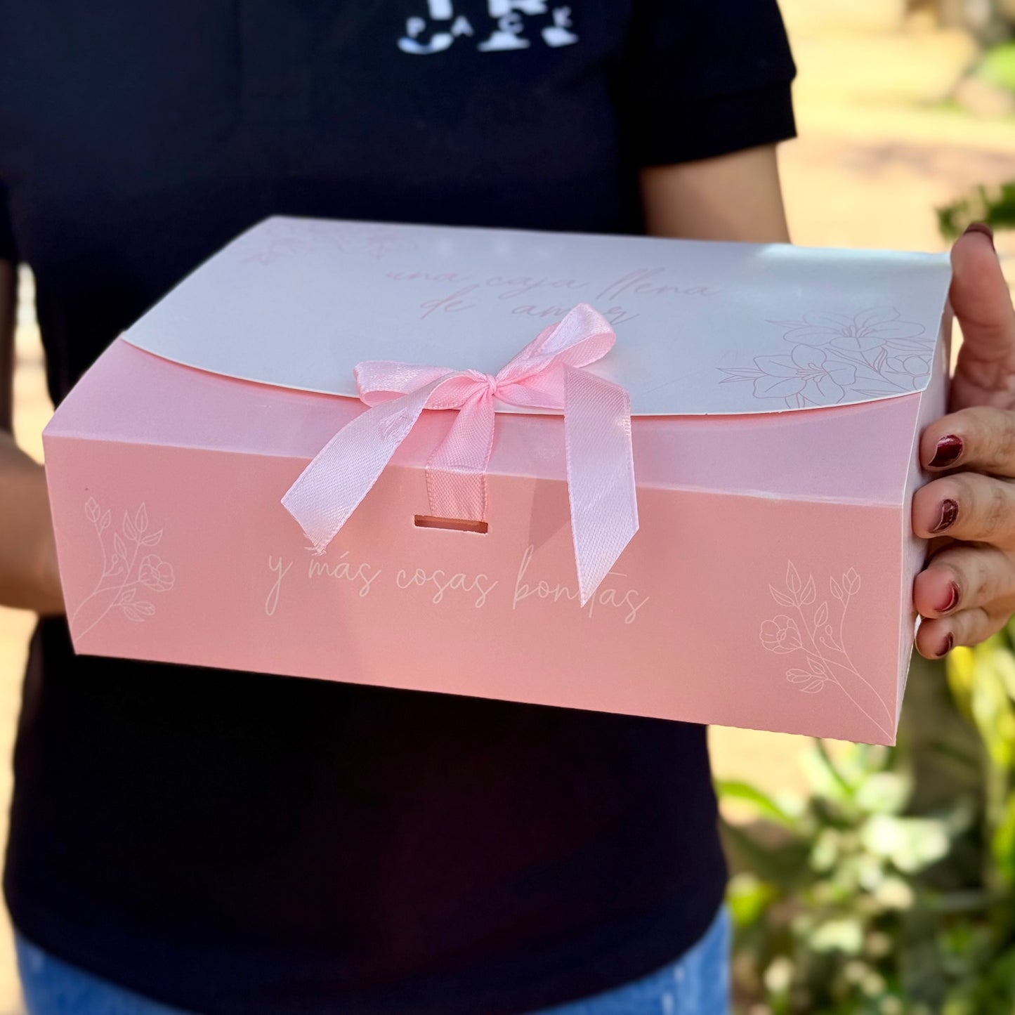 Caja Lazo Rosa - 23x17x7cm