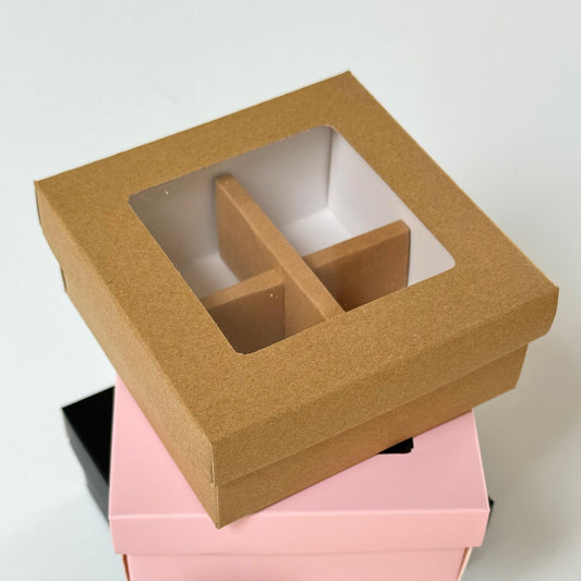 Caja 9.5x9.5x4cm p/ 4 bombones - Kraft