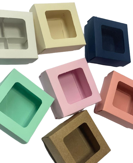 Caja 7x7x4cm c/ visor - BOM4V