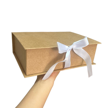 Caja Premium 23x17x7cm Tipo Libro con Cinta frontal - (unidad)