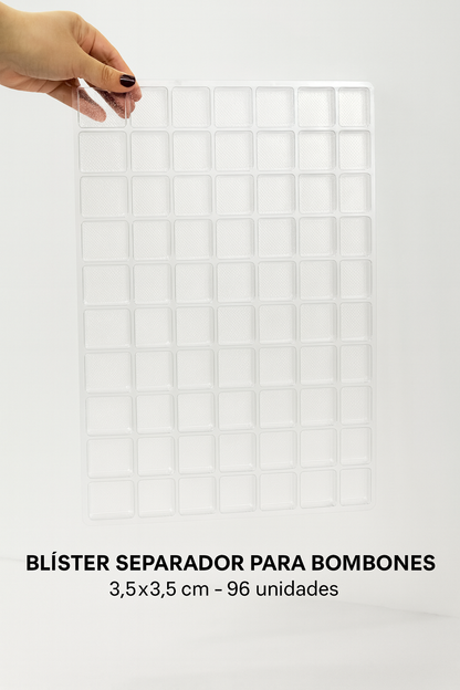 BLISTER 3.5X3.5CM CON 96 CAVIDADES TRANSPARENTE - COD 1097