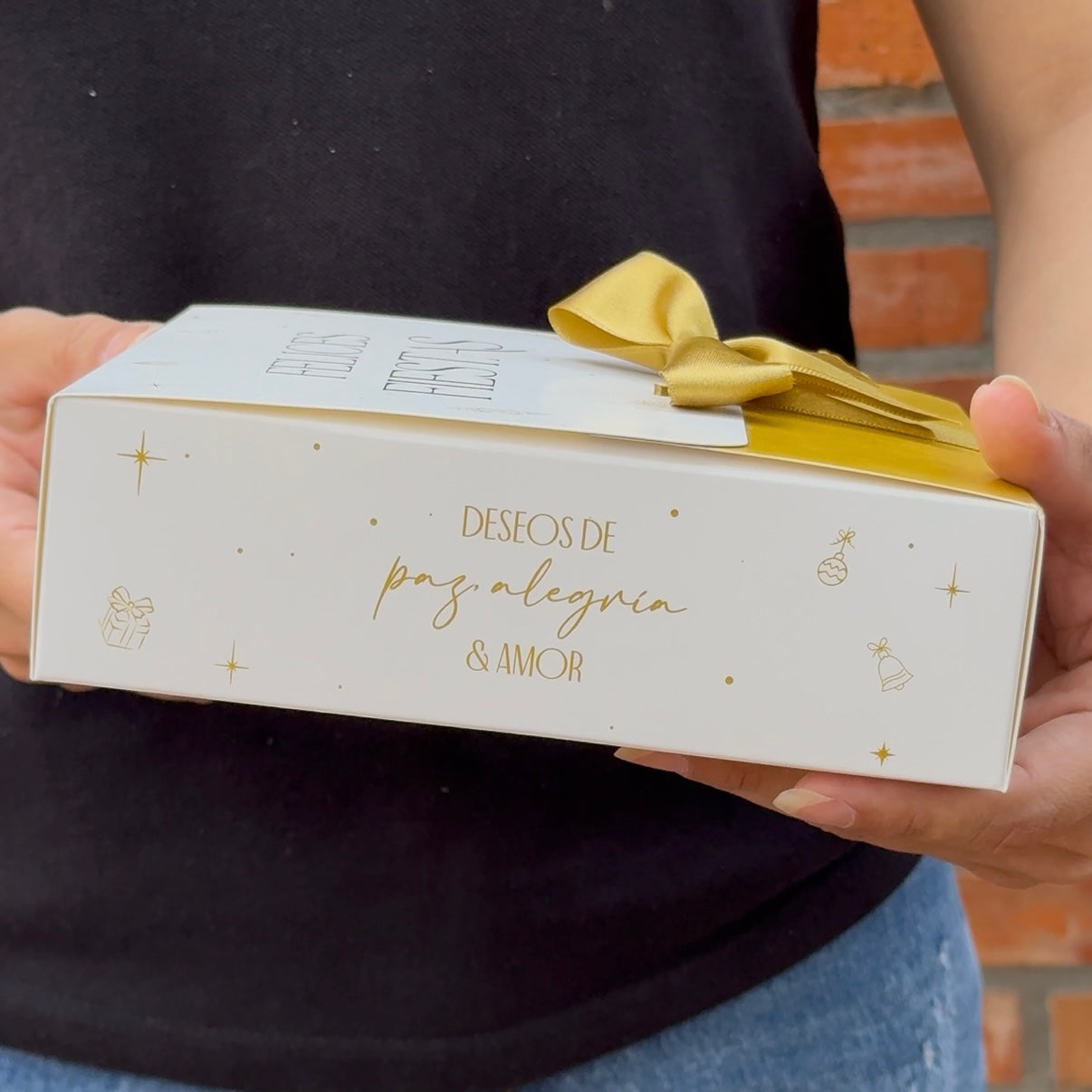 Caja Lazo 17x16x5cm Dorado - COD 642268