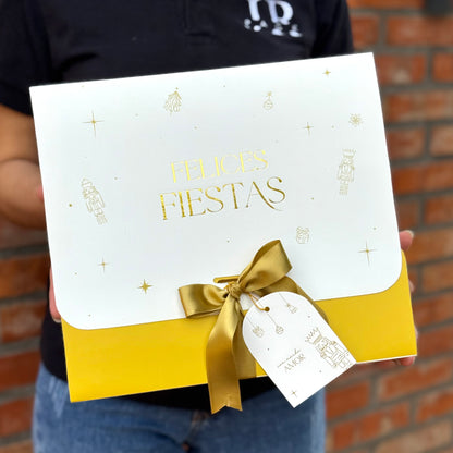 Caja Lazo 27x24x8.5cm Dorado - COD 642270