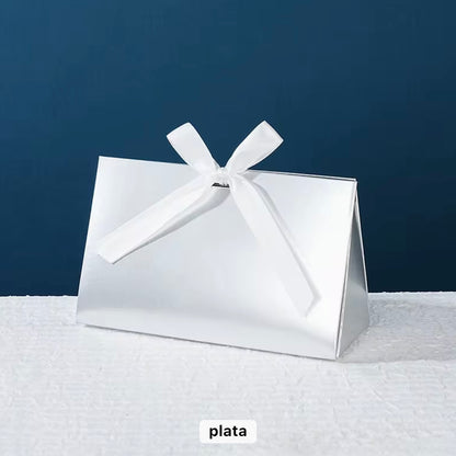 Caja Tipo Sobre Plata - 16x10x6.5cm
