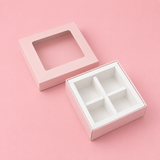 Caja 9.5x9.5x4cm p/ 4 bombones Rosa (Paquete x 5 und) - 801081