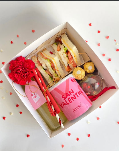 CAJA 20x20x8.5cm CON TAPA DE ACETATO - COD 640944