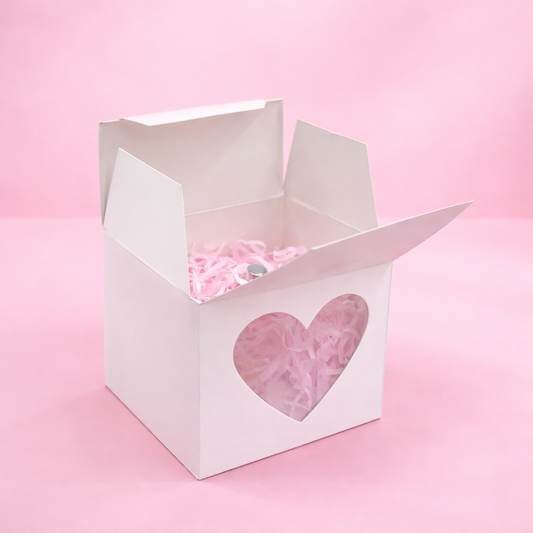 CAJA 11x8x10cm CON VISOR DE CORAZÓN - TZ2