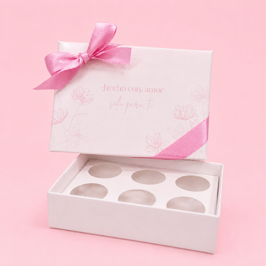 CAJA 12x8.5x3.5cm HECHO CON AMOR - P/ 6 BOMBONES 641430
