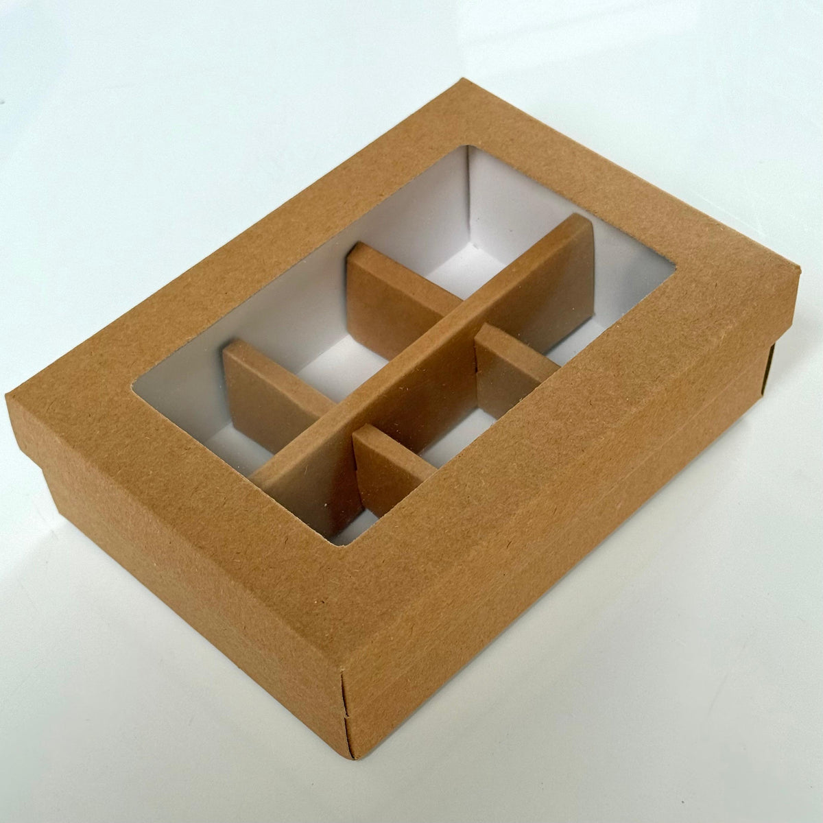Caja 13.5x9.5x3.5cm p/ 6 bombones kraft (paquete x 5 und)