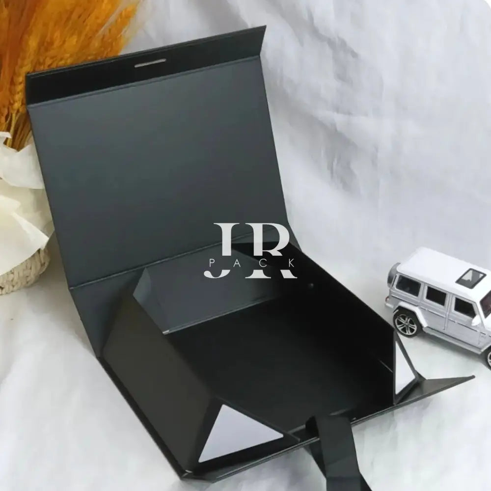 Caja Premium 31.5x26x9cm Negro Despegable - premium