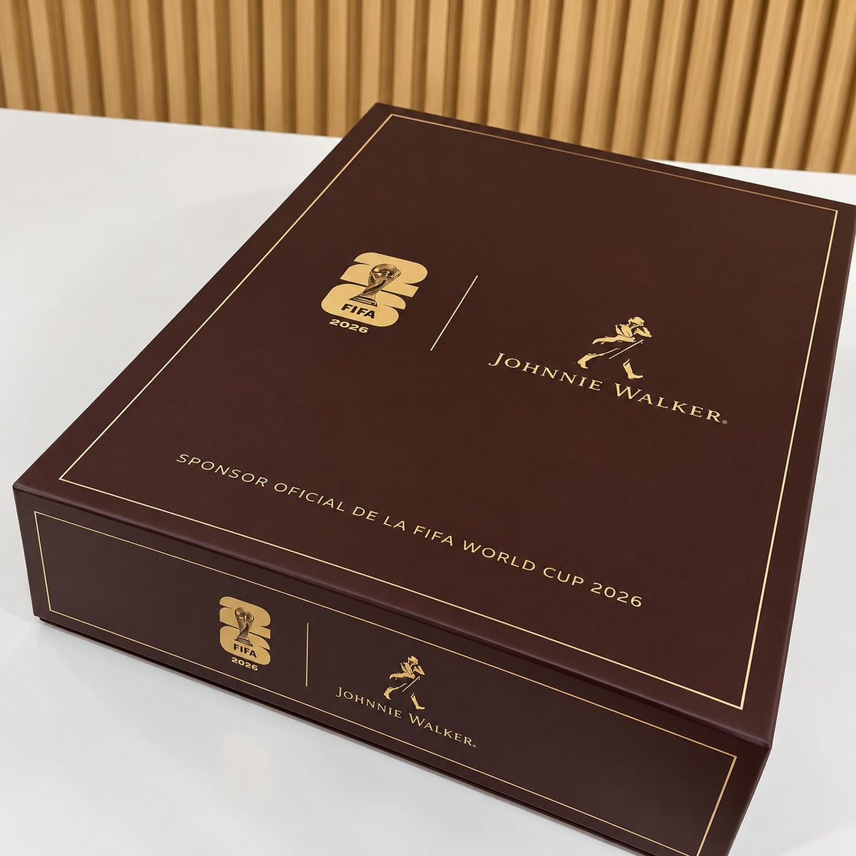 Premium personalizado imantado + divisoria interna -  JOHNNIE WALKER