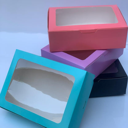 Caja 23x17x7cm con visor (5 colores)